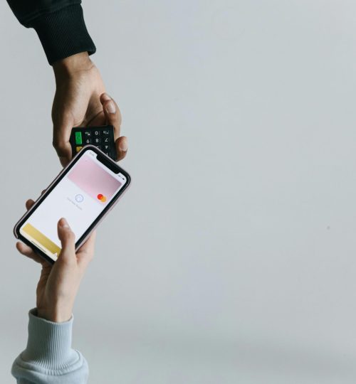 pexels-ivan-samkov-7621140